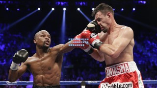 阿莱格里盛赞球队纪律性，埃斯图皮尼安下半场爆发成关键先生