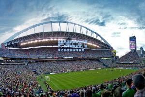 阿莫林坦言曼联执教挑战，战术预判失灵，重建之路考验名帅智慧